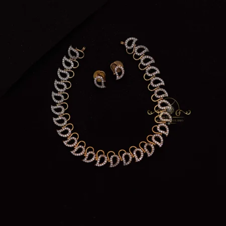 Gold and White Stone Mango Neckset