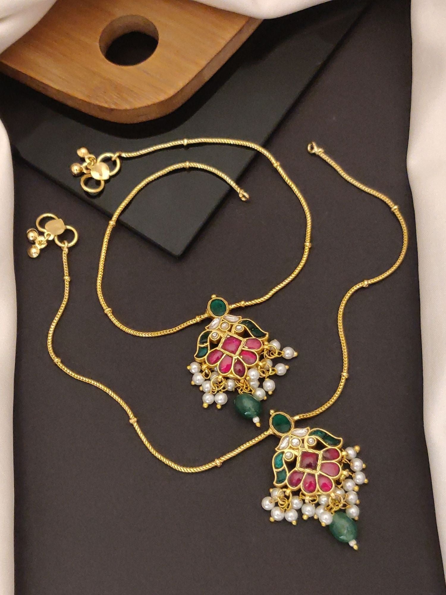 Abdesigns Jewellery Gold Plated Floral Pearl Anklets Set