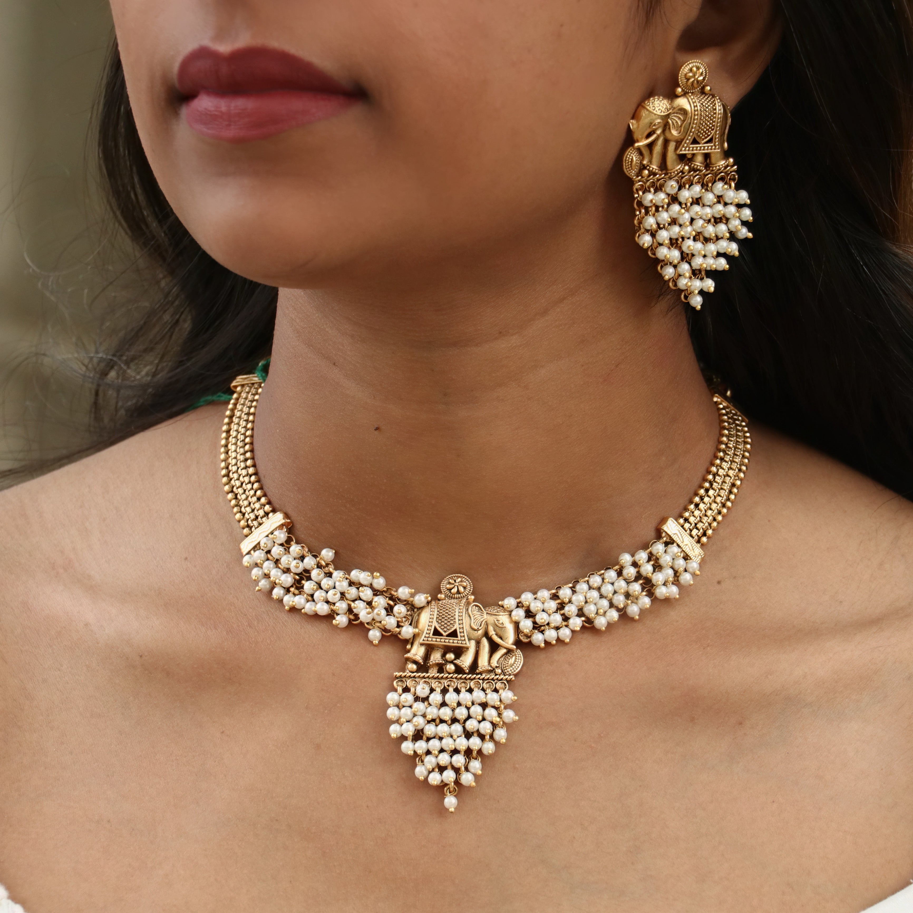 Aadiya Pearl Necklace