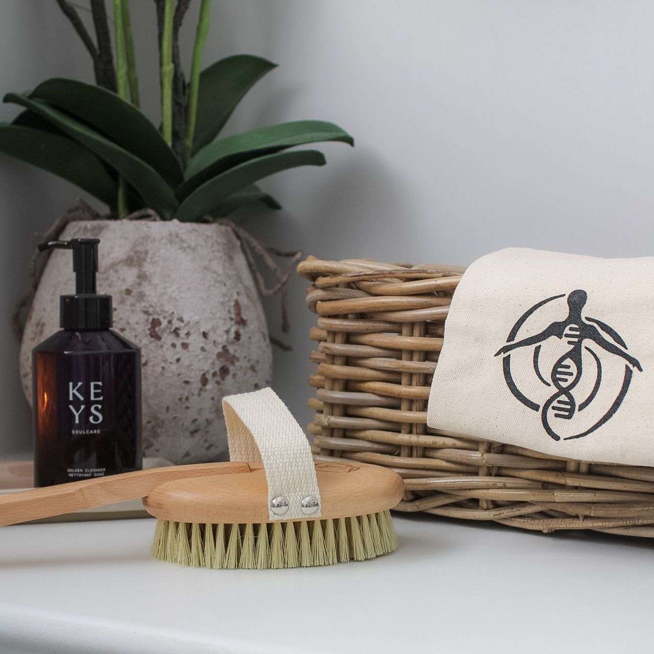 Ayus Wellness Ionic Copper Body Brush