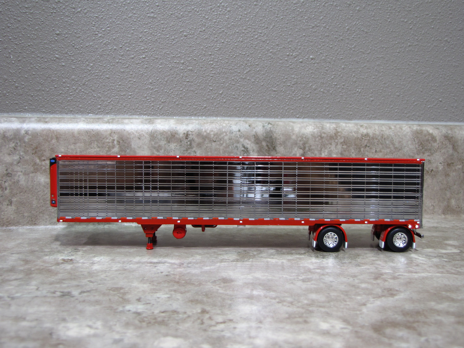 JW Toy Trucks TRL 1324 Chrome Red Carrier Reefer Spread Axle Trailer