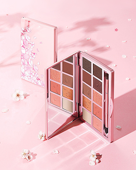 Guangzhou Duoduo Cosmetics Co., Ltd. Eye shadow plate