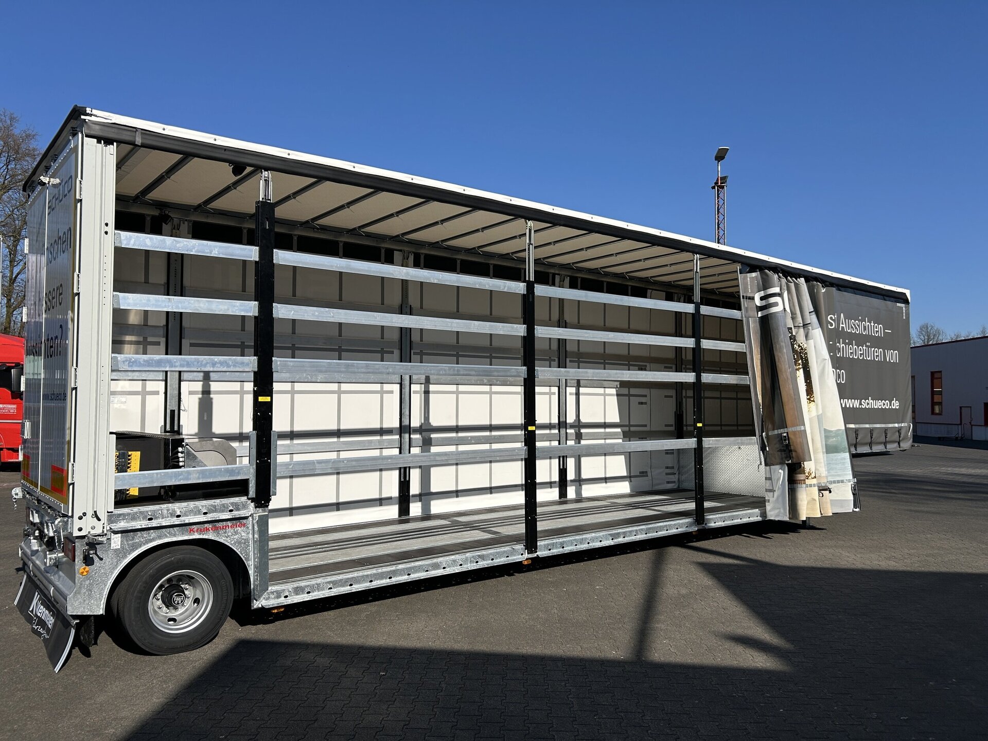 Semi-trailer