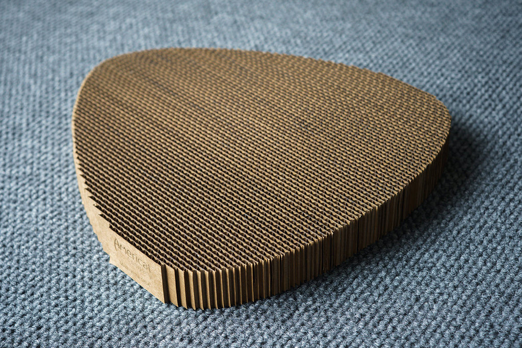 Americat Company Cat Scratcher – Corner