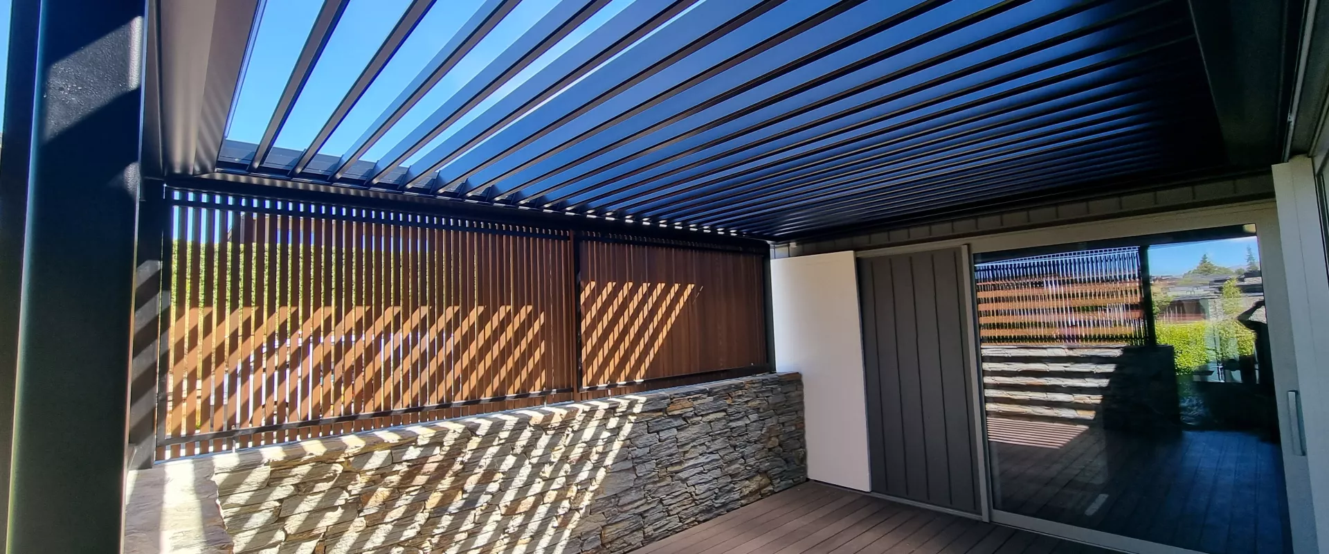 Louvretec 220/45 Alpine Roof