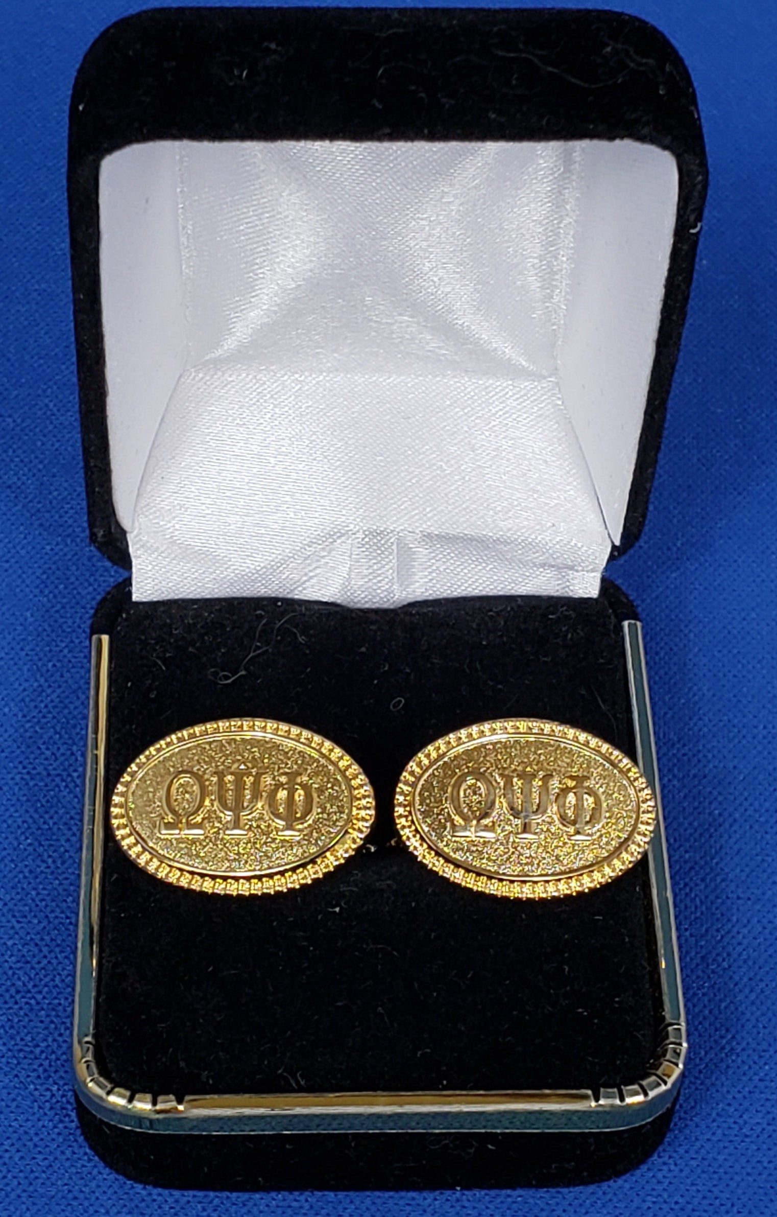 Worldwide Origins 3 Letter Gold Textured Cuff Link