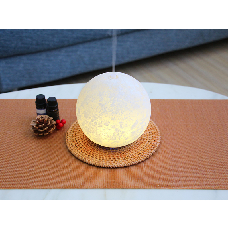 Zhongshan Bizoe Electrical Appliance Co., Ltd. Moon Lights Aroma Diffuser BZ-1109