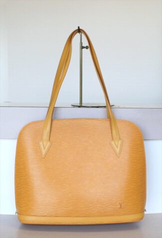 Authentic second hand Luxury Bags SAKURA LOUIS VUITTON LUSSAC Epi Yellow Shoulder Bag No.1425