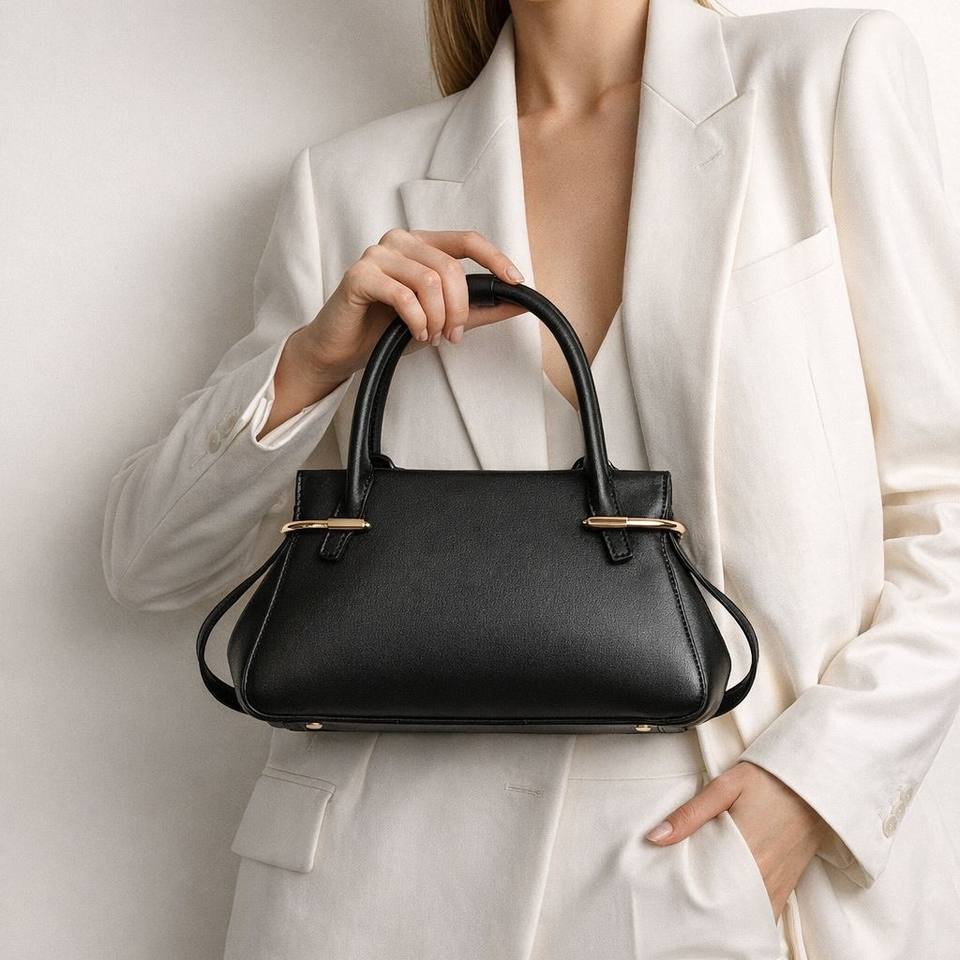 2026 New Fashion Luxury Handbag Women's Simple and Versatile Messenger Bag Fashion Trend Shoulder Bag