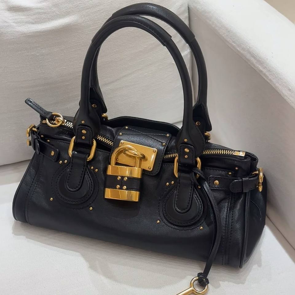 2026 New Classic Retro Lock Tote Bag for Women Fashion Commute Handbag
