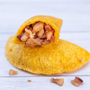 Alimentos La Plancha Pork chicharrón empanada
