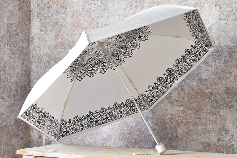TOKYO MARUSO co., ltd. Lace Print Black