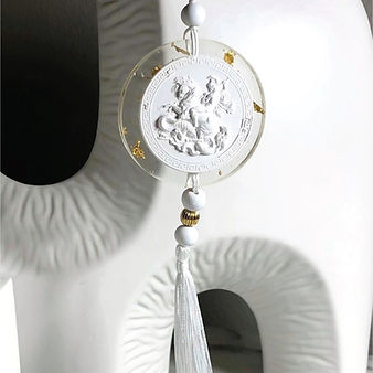 Party Favor GOLD LEAF Resin St George Intaglio - Hanging Keepsake Jordan Almonds