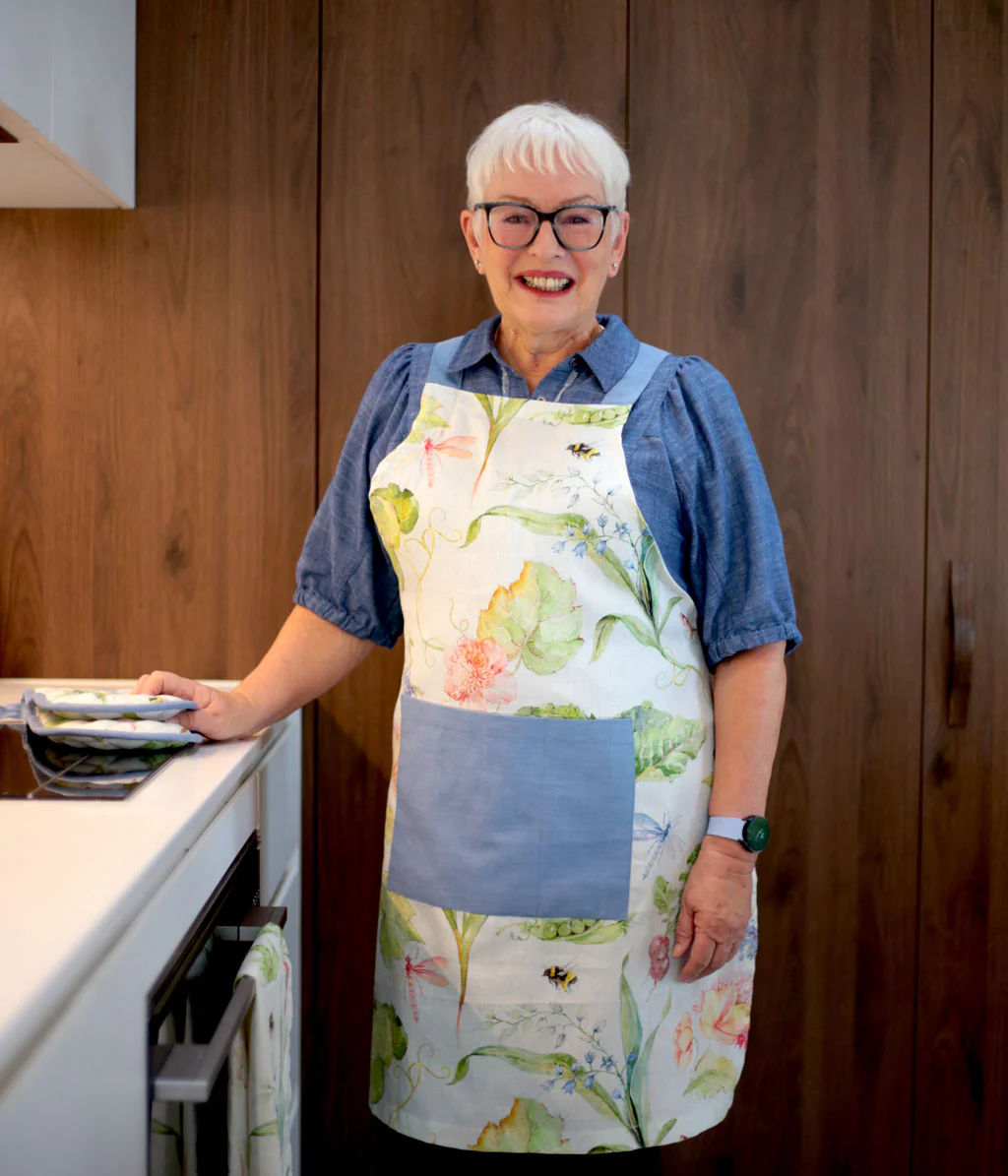Avison's Home & Giftware Essie Apron