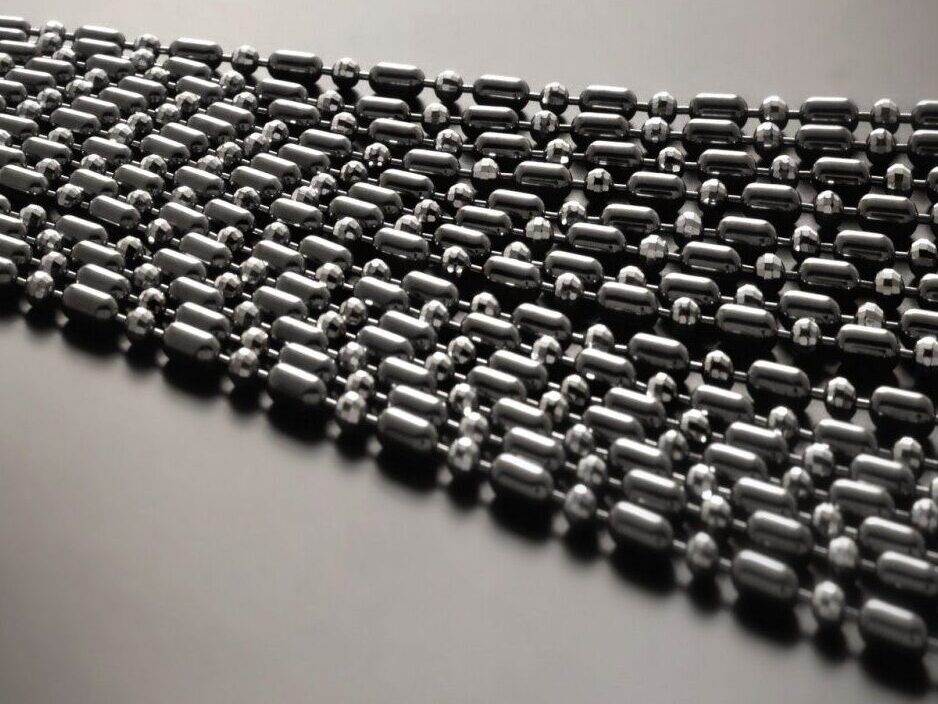COAR DISTRIBUZIONE INTERNAZIONALE S.P.A. ALTERNATE BEADS CHAIN