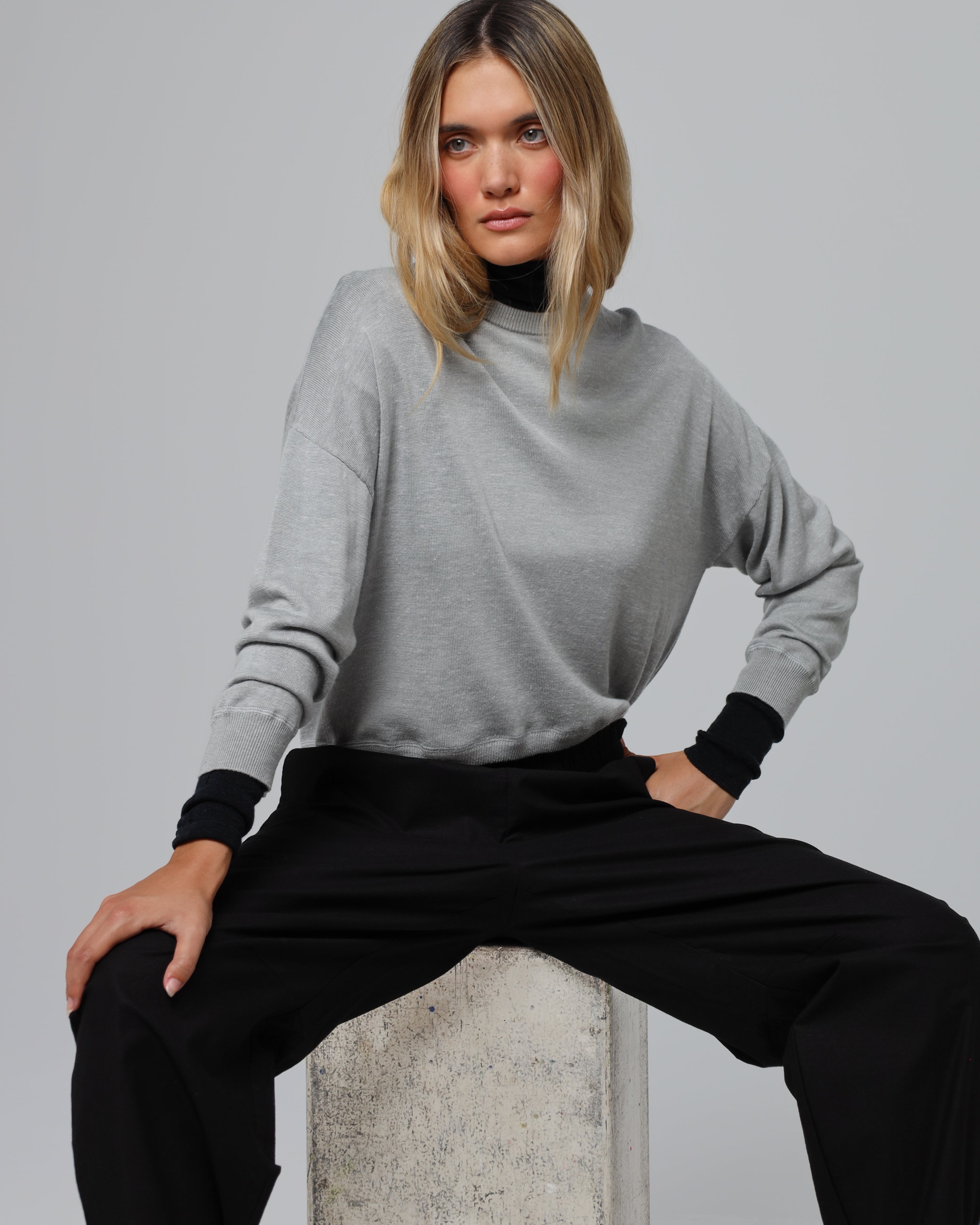 Juana Care Co. Nilo Knitted Crewneck Heather Gray