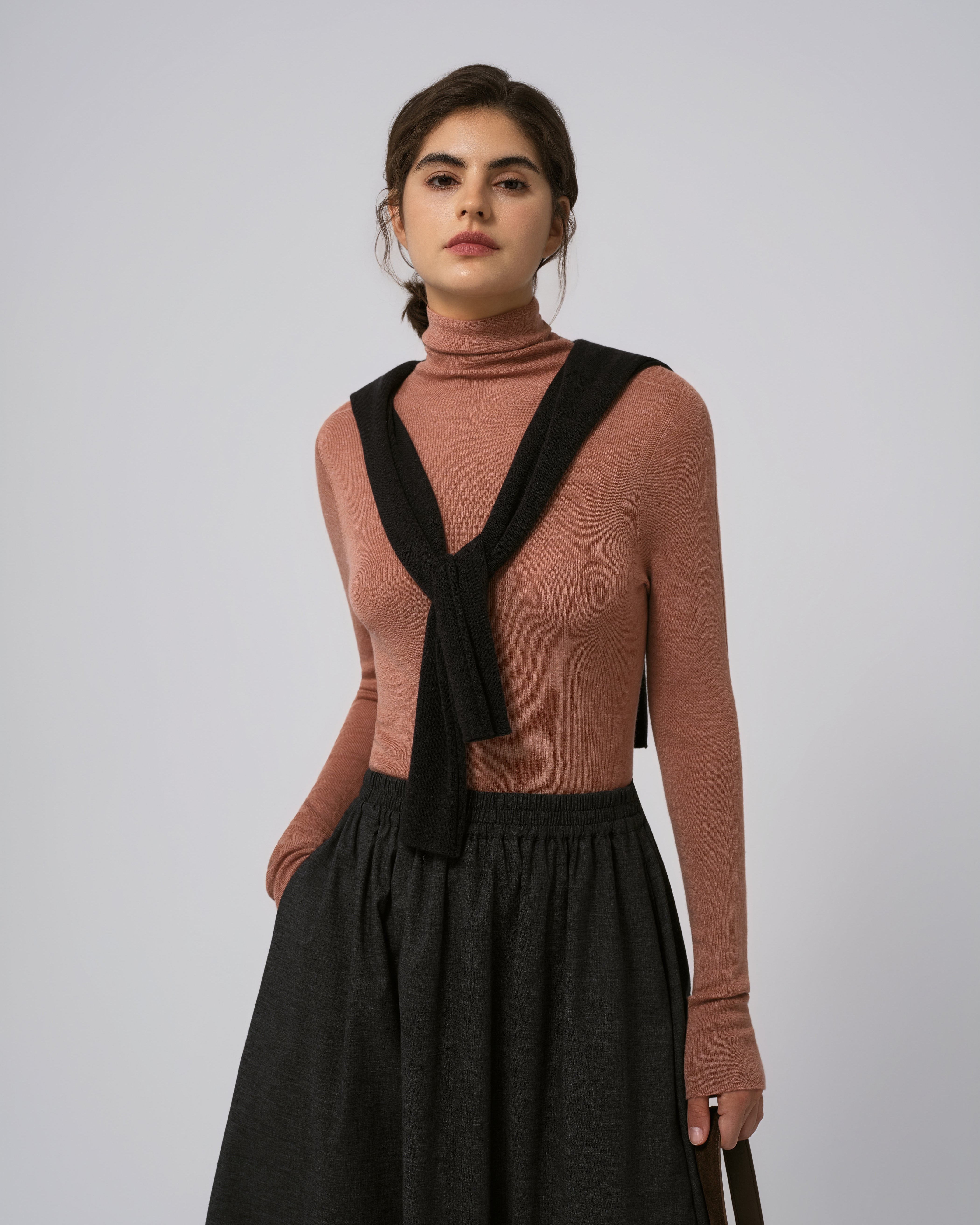 Ossa Knitted Hemp Turtleneck Mocha Mousse