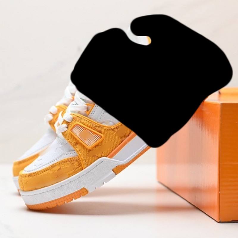 Men's Suede Trainer Style Loe-Top Skateboard Shoes Trendy Retro Chunky Casual Streetwear Hip Hop Sneakers Floral Pattern Black