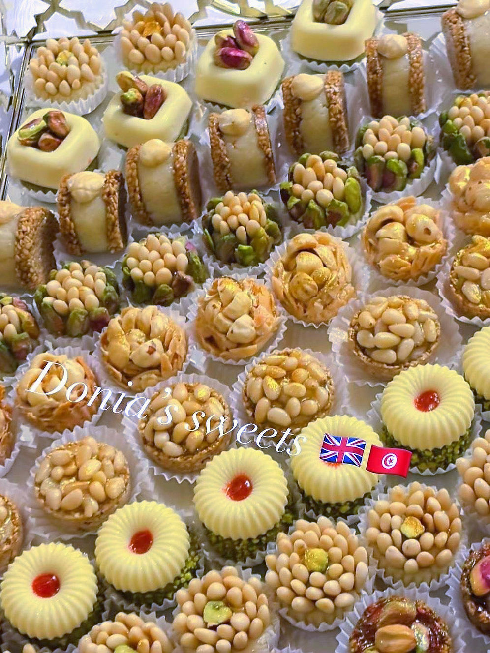Donia's Tunisian Sweets Khidmet Looz Prestigue Box (300 grams)