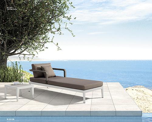 Outdoor Swimming Pool Sun Lounger