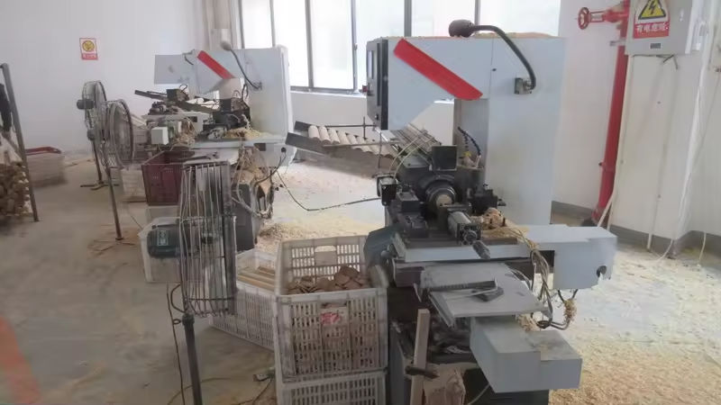 Yiwu Billion Krypton E-Commerce Co., Ltd. Wood Chess