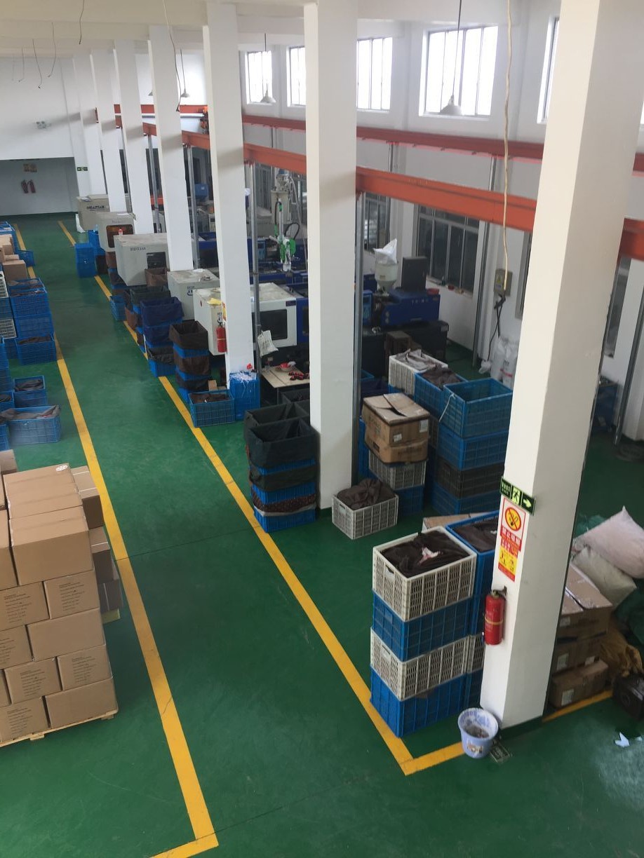 Yiwu Madou Houseware Co., Ltd. plastic sports water bottle