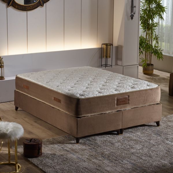 Luxury Royal Comfortable Bed Frame Modern Design Queen & Single Sizes for Home & Hotel Bedroom Furniture