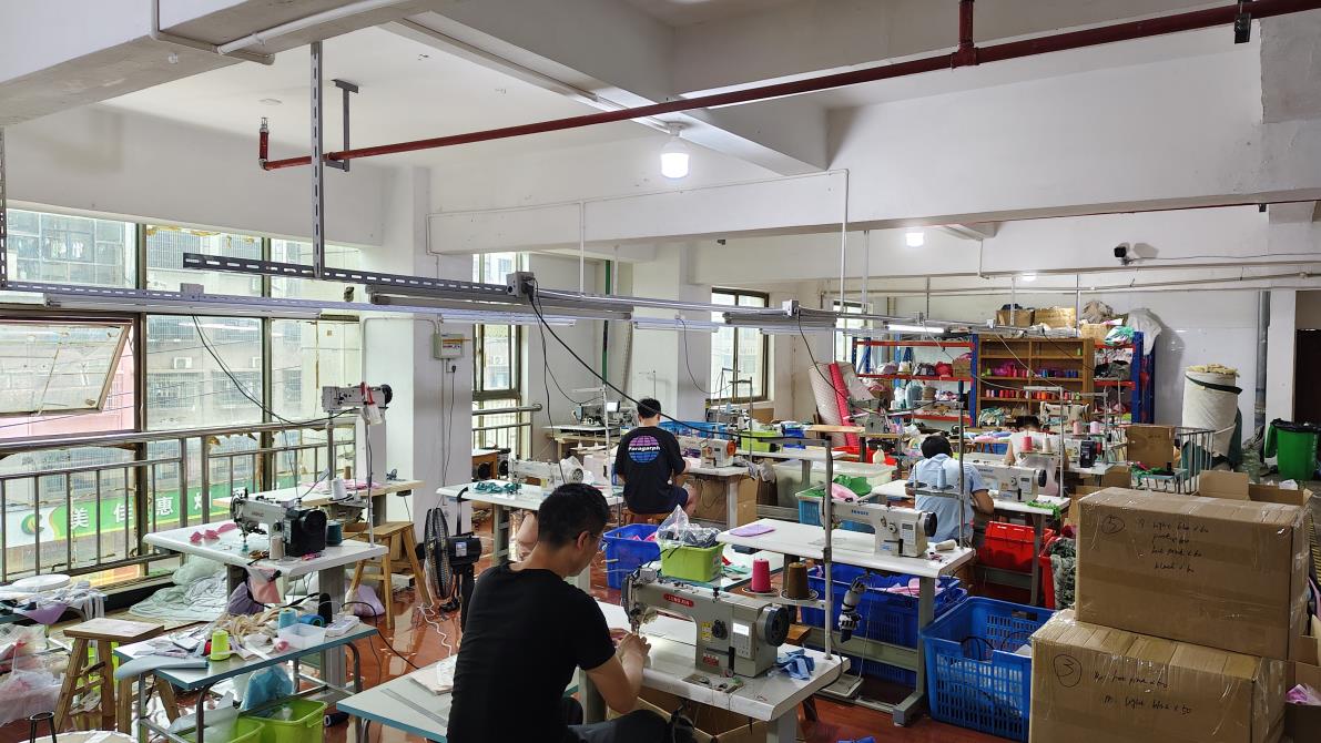 Yiwu Ainuowei Luggage Co., Ltd. Fanny Pack