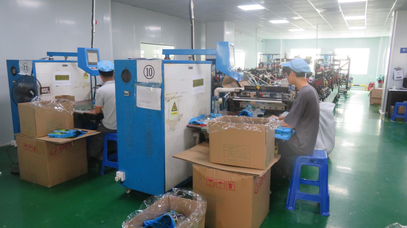 Shenzhen Haoxiang Trade Co., Ltd. spout pouches
