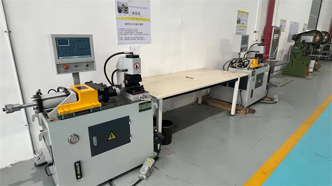Love We Exhibition System China Co., Ltd. Backlit Display