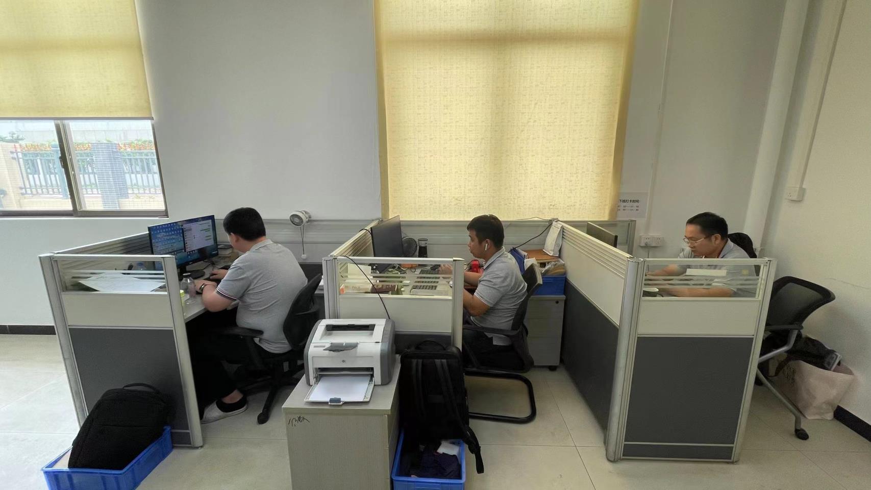 Foshan Foxin Vacuum Technology Co., Ltd. Multi-Arc Ion Coating Machine
