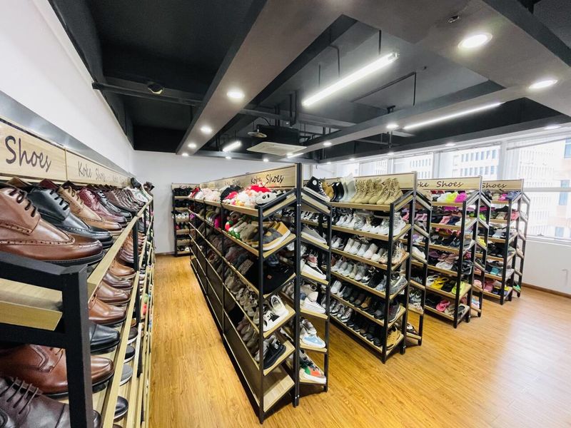 Wenzhou Koke Shoes Co., Ltd. Slippers
