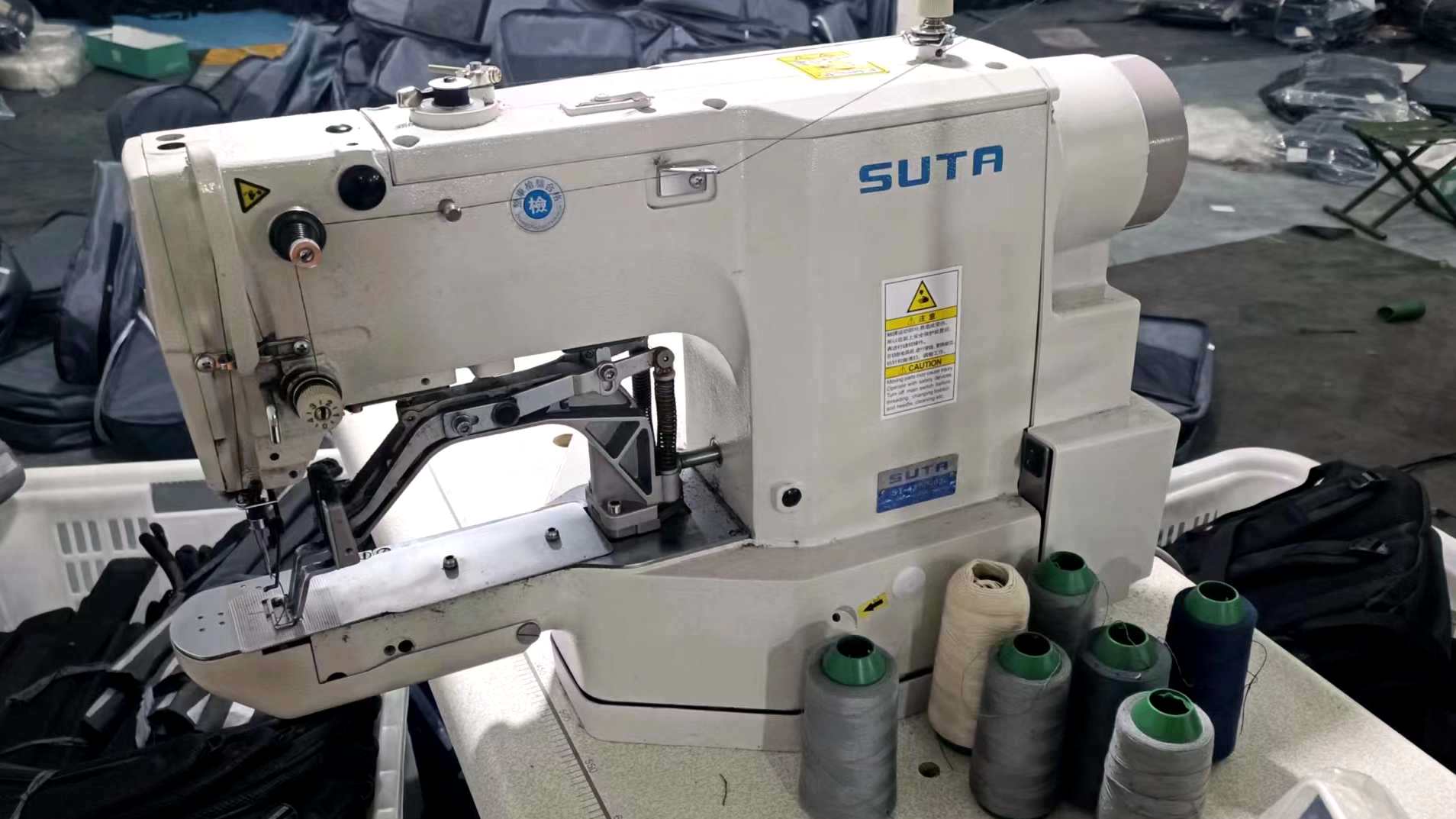 Baoding Perfect Bag Manufacture Co., Ltd. Crossbody Bag