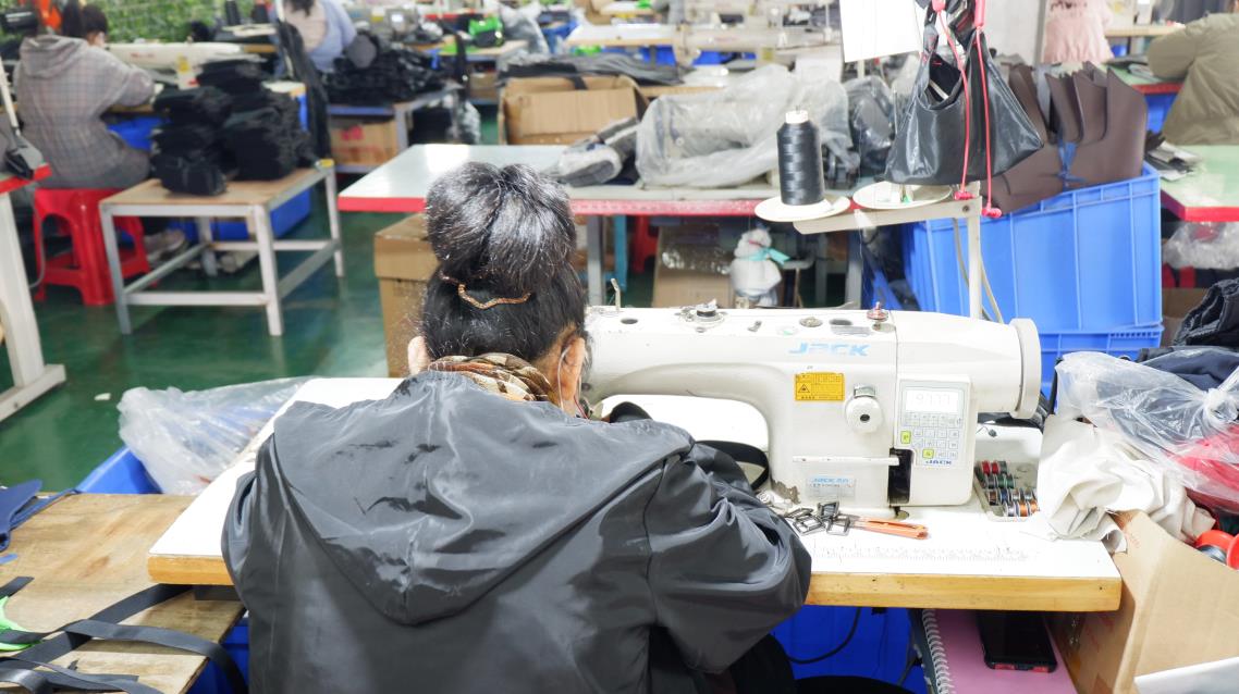 Foshan Shunde Yibang Golf Goods Co., Ltd. Golf Bags