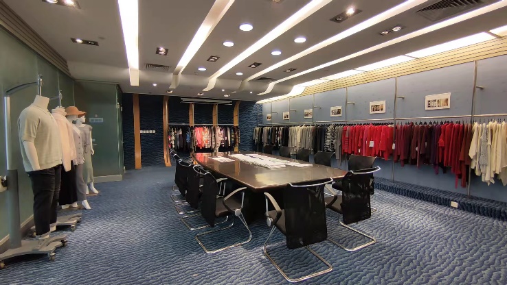 Huiyi Knitwear (Huizhou) Co., Ltd. Knitted Cardigans