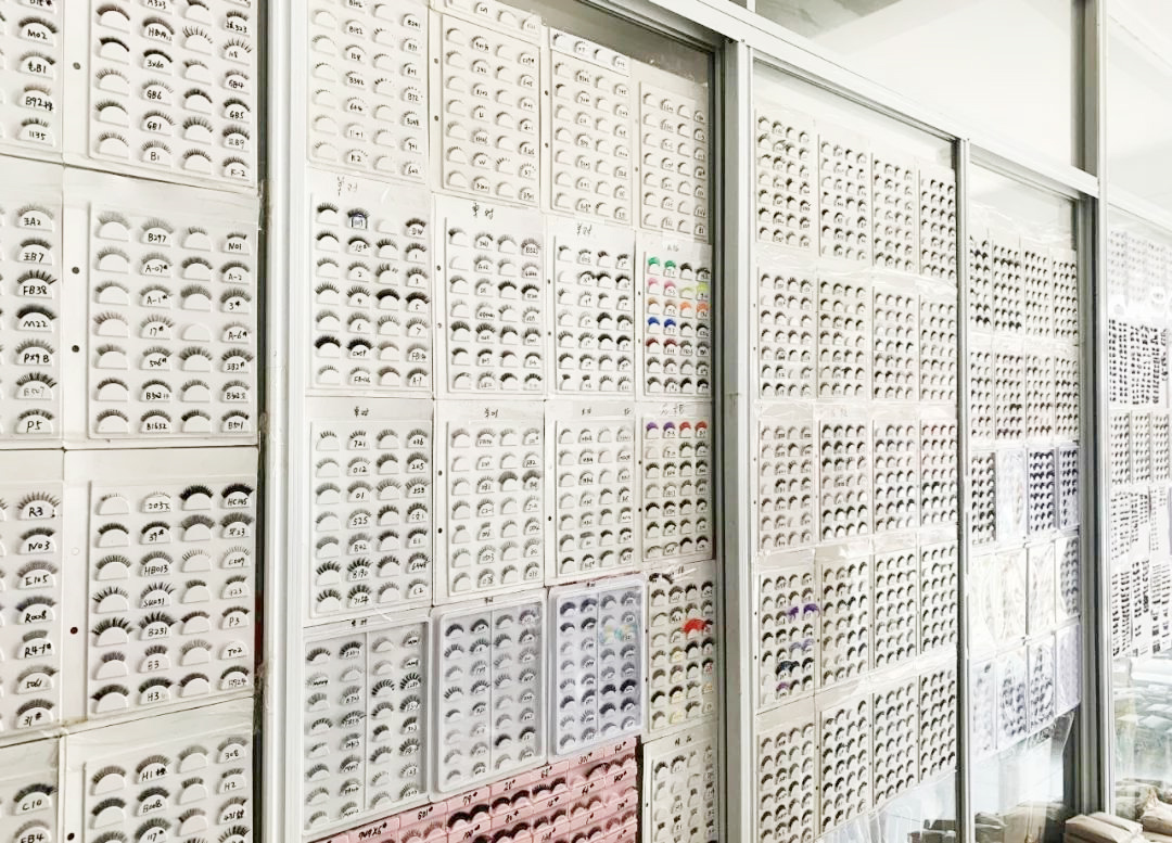 Zhengzhou Anerry Commerce And Trade Co., Ltd. Eyelash Extensions