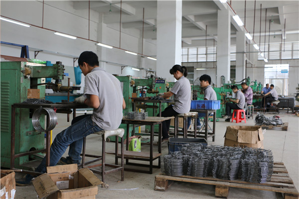 Shenzhen Ruimei Plastic and Hardware Industry Co., Ltd. Metal Display Rack