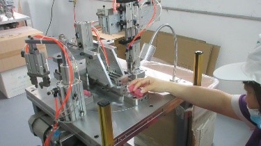 DX Rubber&Plastic Products Co., Ltd. Silicone Baby Bibs