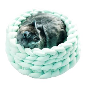 Wholesale Customized Soft Warm Attractive Pet Bed Pet Accessories Luxury Dog Bed Chunky Cotton Tube Yarn Dog Bed