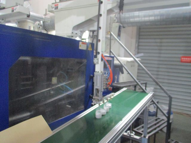 Shanghai Yuhao Household Appliance Manufacturing Co., Ltd. Plastic Water Bottle
