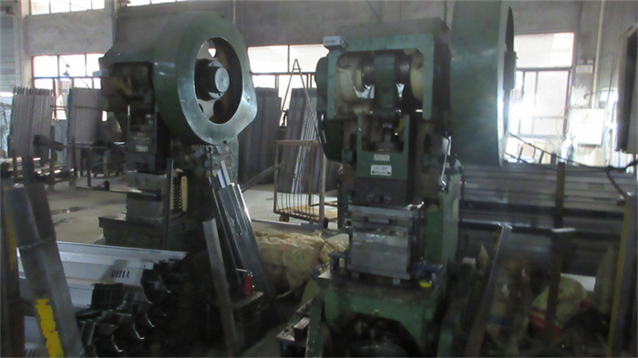 Ningbo Wanhoo Import & Export Co., Ltd. Stone Coated Steel Roof Tile