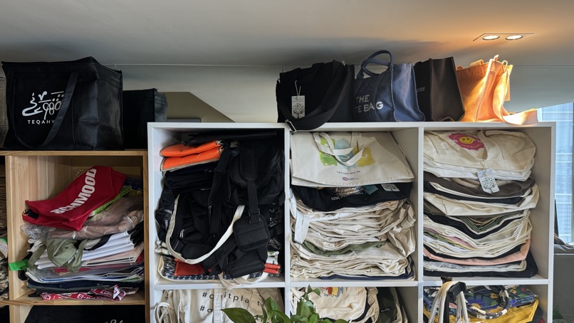 Hangzhou Hanlan Imp & Exp Co., Ltd. Shopping Bags