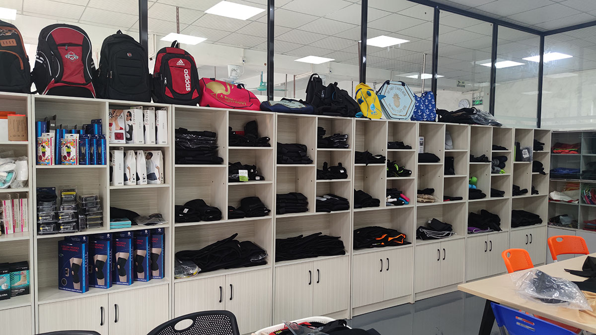 Dongguan Yuntu Travel Products Co., Ltd. factory image 2
