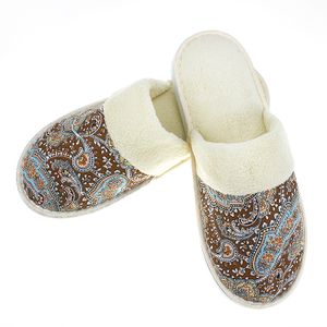 National Style Warm Anti-Fall Hotel Disposable Slippers Cotton Wool Material Premium Amenities