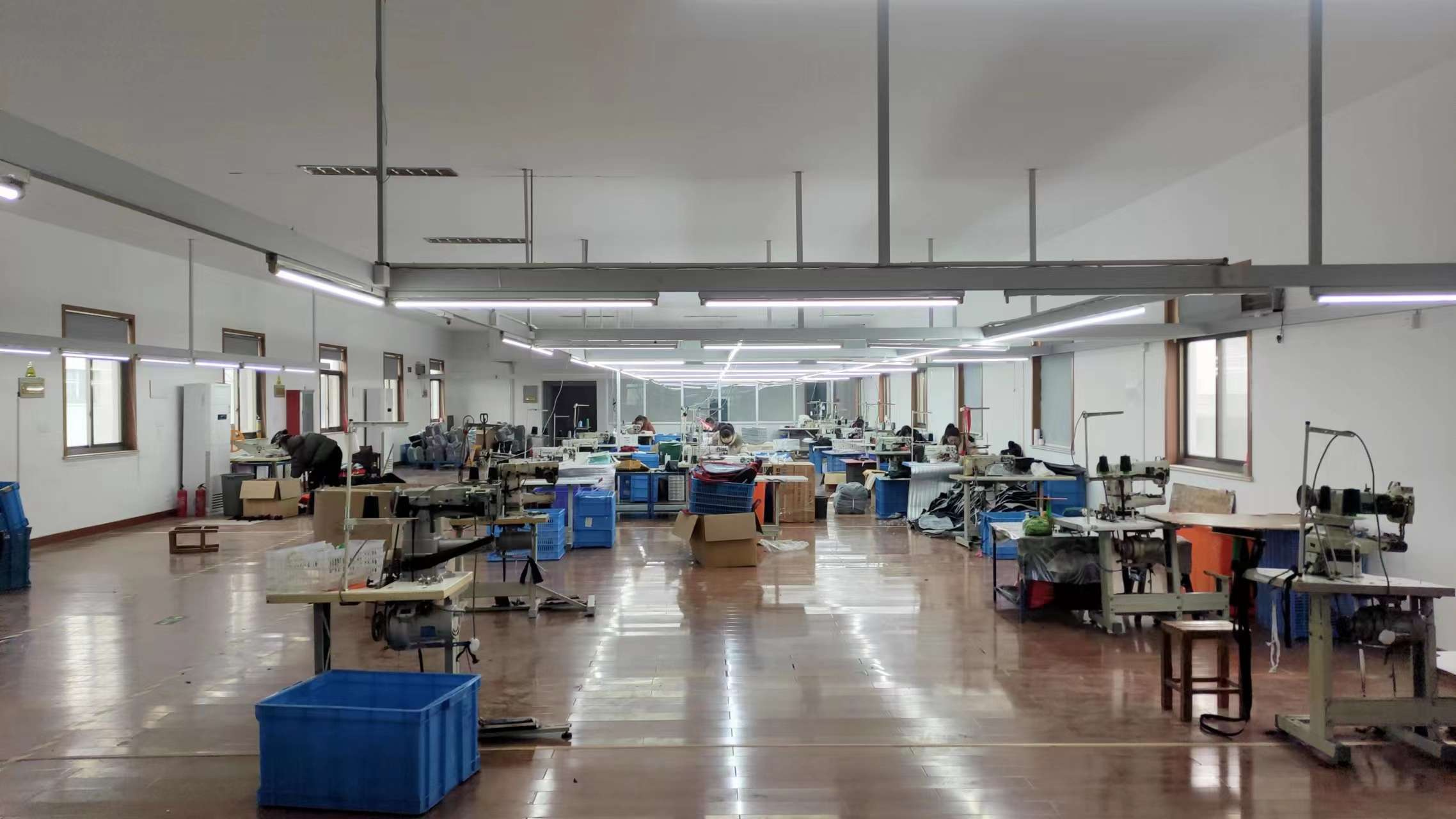 Ningbo Lattis Commodity Co., Ltd. Cosmetic Bags