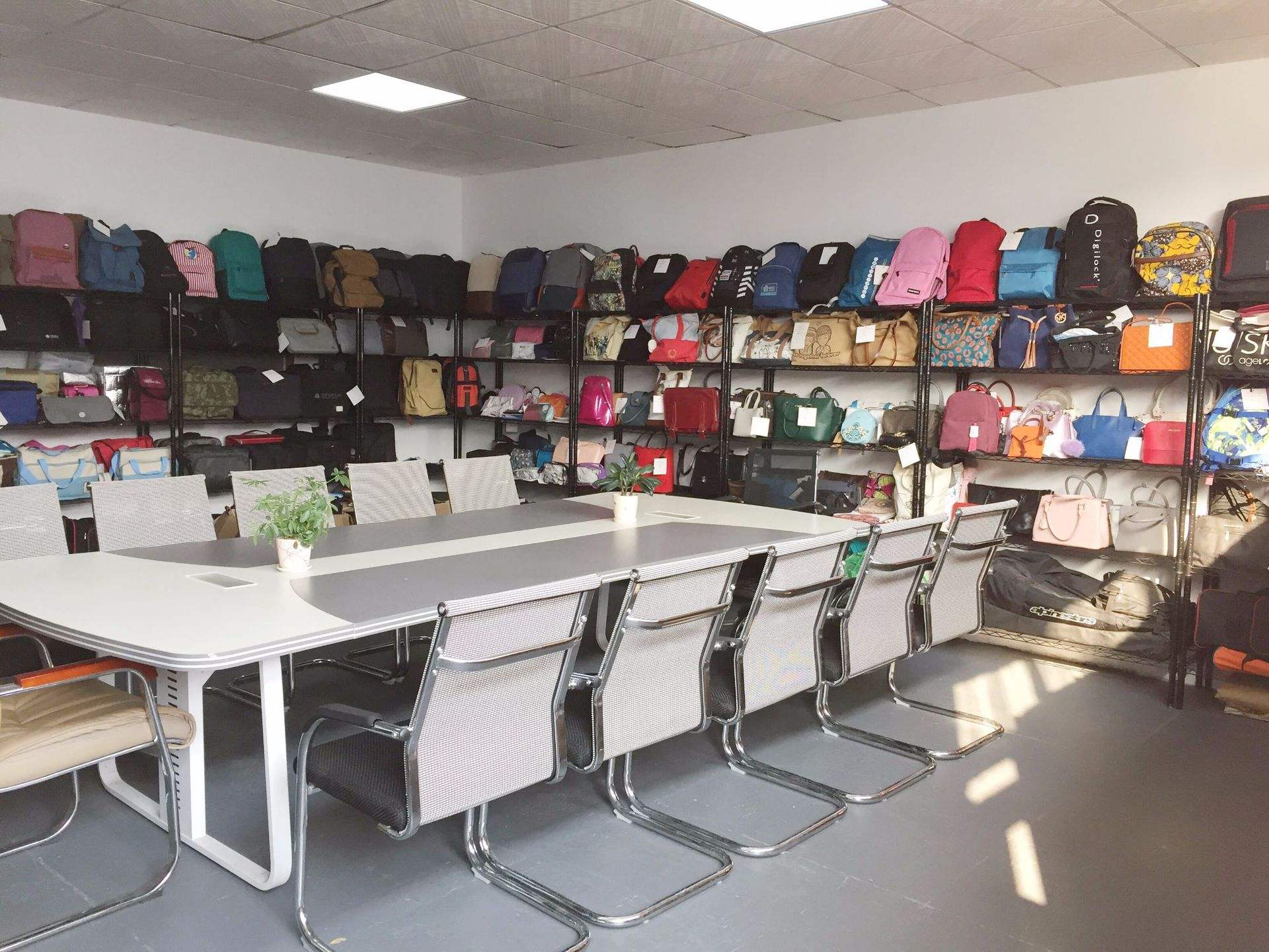 Nanjing Zhongtu Outdoor Products Co., Ltd. lunch bags