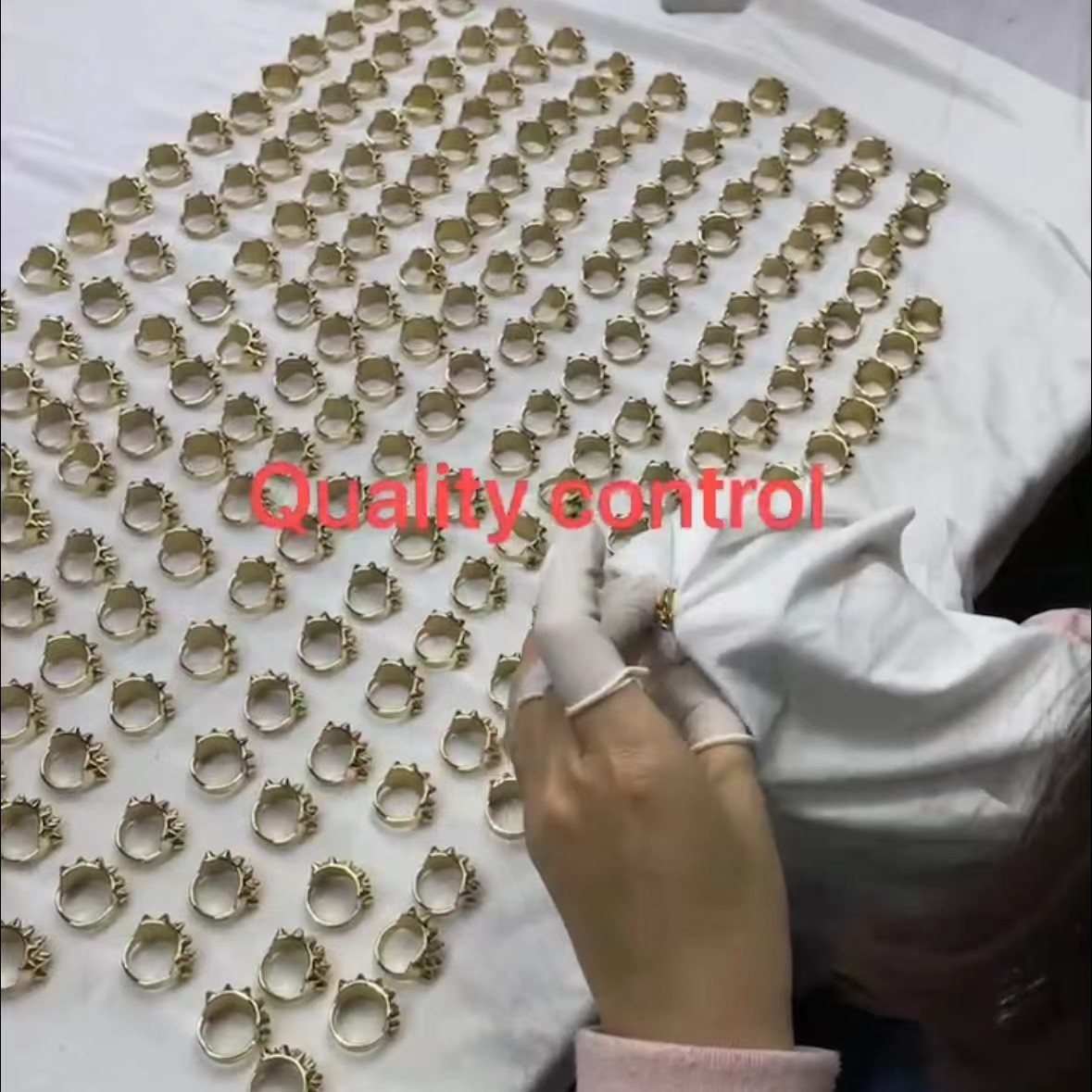 Dongguan Yueshi Trade Co., Ltd. Stainless Steel Bracelets