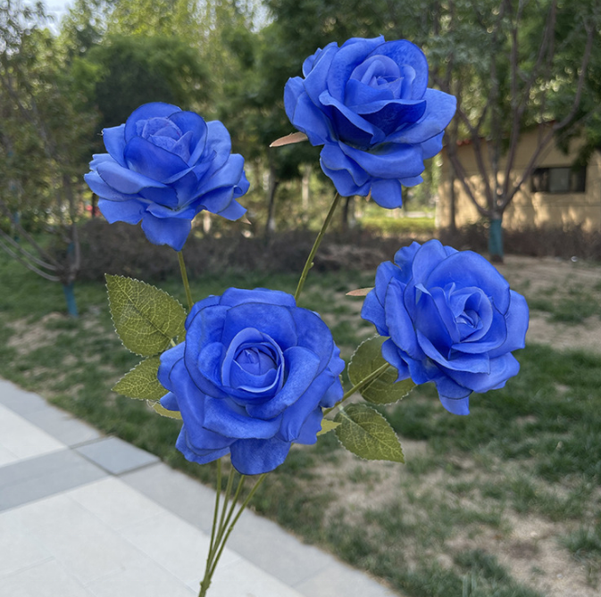 Qingdao Hengwei Flowery Crafts Co., Ltd. Wholesale bridal bouquet artificial 4heads rose flower bouquet silk rose bush for wedding decoration