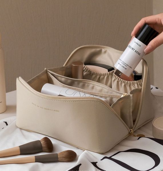 Custom PU Leather cosmetic Makeup Bag Pouch skincare Cosmetic Partition Storage Waterproof Travel Toiletry Bag  make up bags