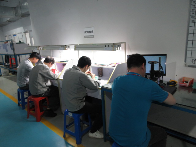Daxin (hubei) Electronic Technology Co., Ltd. Silicone Baby Bib